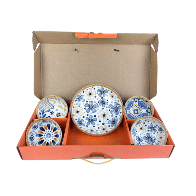 Salad and Soup Bowls 42 Salad and Soup Bowls