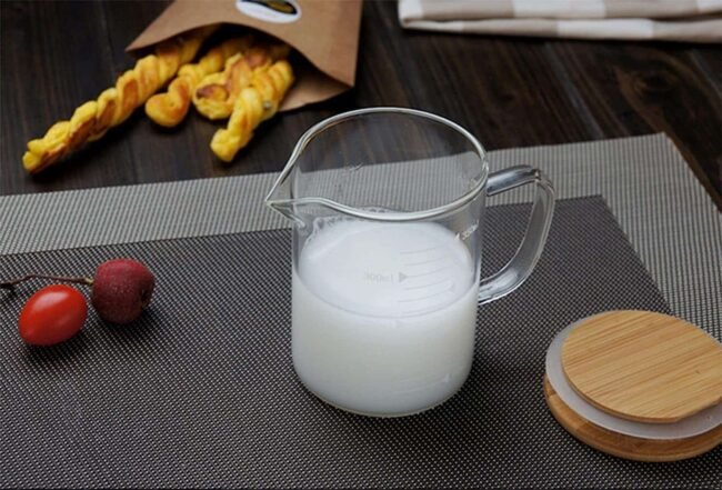 Graduated Measuring Beaker Mug With Handle And Durable Bamboo Lid-Borosilicate Glass-(350Ml)