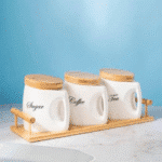 ⁦طقم علب للشاي والسكر والقهوة بورسلين مع غطاء محكمة الغلق و صينية بامبو- 750مل⁩ - الصورة ⁦7⁩