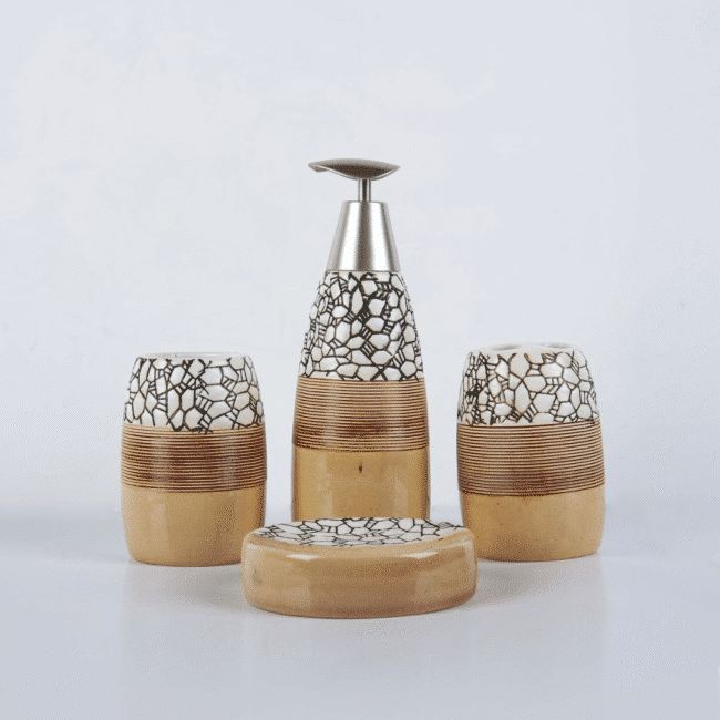 ⁦مجموعة إكسسوارات حمام من البورسلين مكونة من 4 قطع: موزع صابون، كوب، حامل فرشاة أسنان، طبق صابون - لون بيج⁩ - الصورة ⁦2⁩