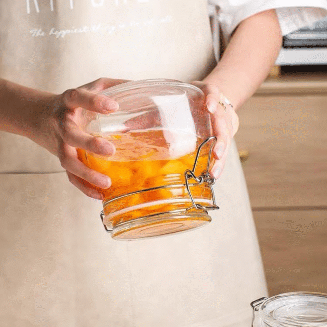 Round Clip Top Glass Jar 1.5 Liter - Image 6